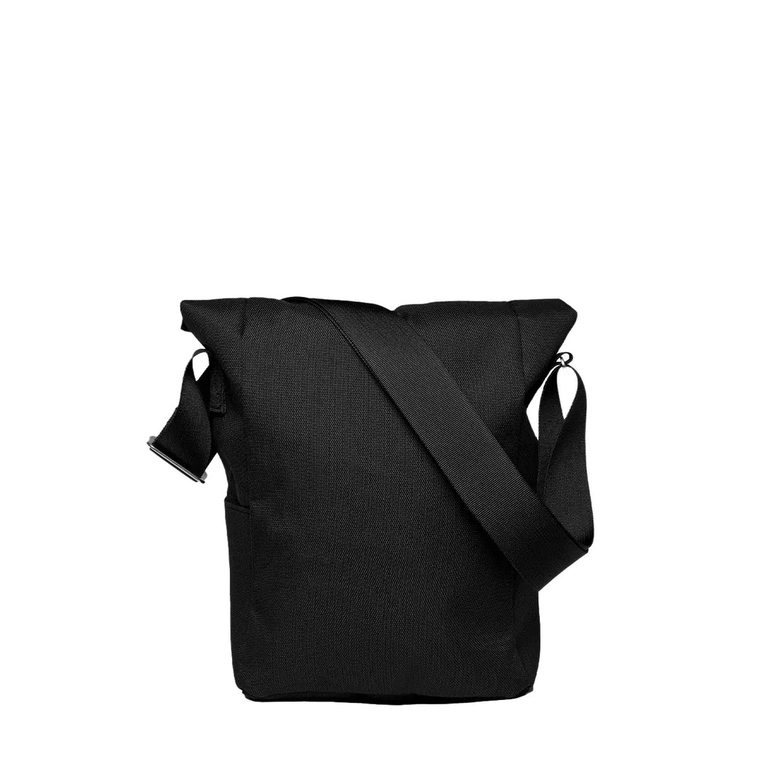 Sandqvist Icon Sacoche in black, back view with adjustable strap