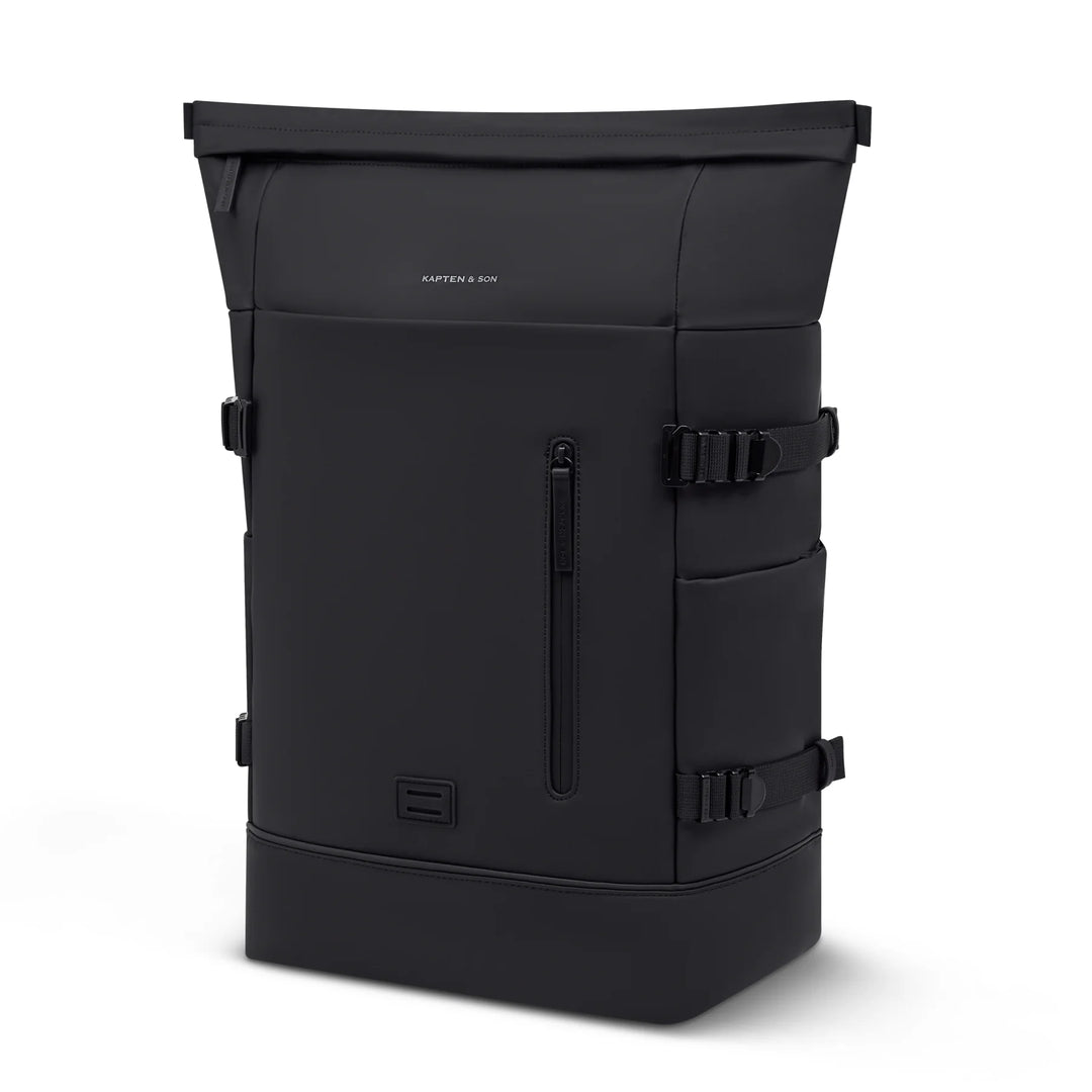 Kapten & Son Helsinki Pro Bike Backpack in black, three-quarter studio view