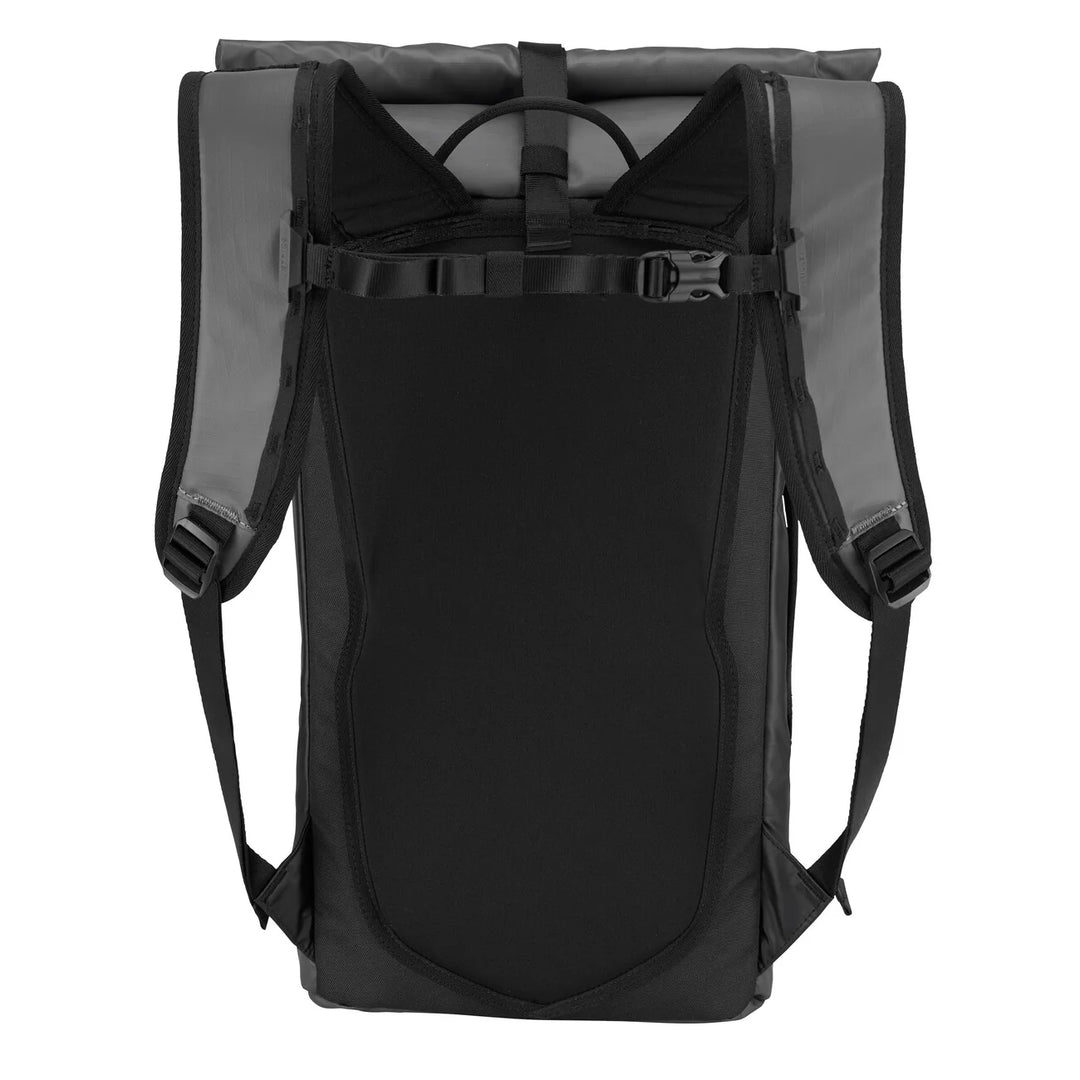 Millet Chamonix 15+5L Black Tarmac — back panel with padded shoulder straps and sternum strap